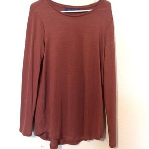 Apt 9, long sleeve top. Size M